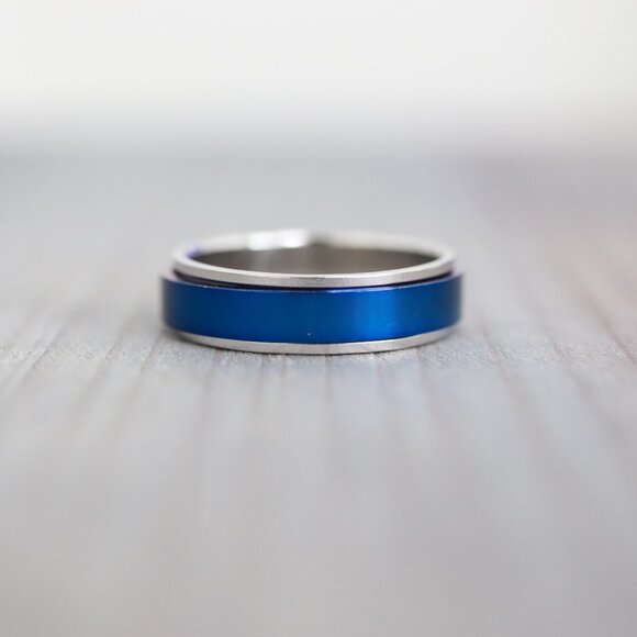 Mens Ring 8mm 2-Tone Silver/Blue Spinning Fashion Ring Stainless Steel